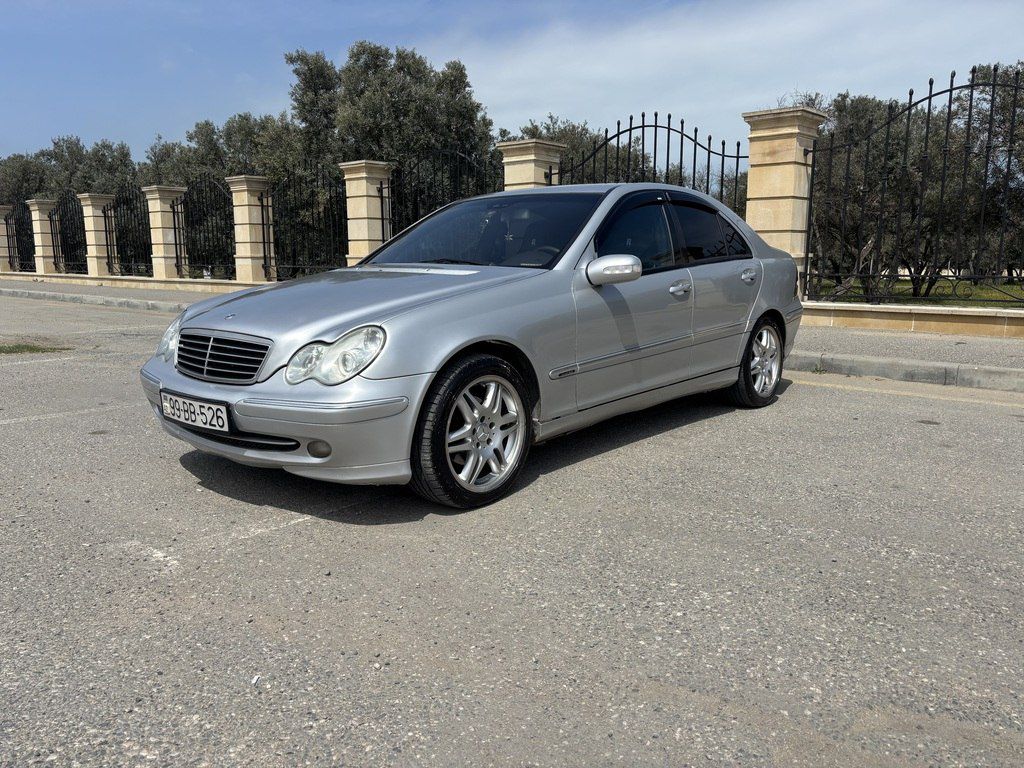 Mercedes C 200, 2.2 L, 2002 il, 528 604 km — Avtomobillər, Bakı (4)