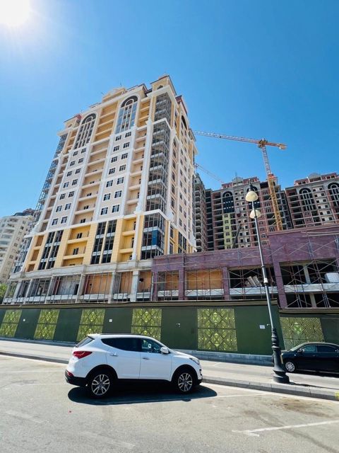 Satılır 4 otaqlı yeni tikili 174 m² — Bakı