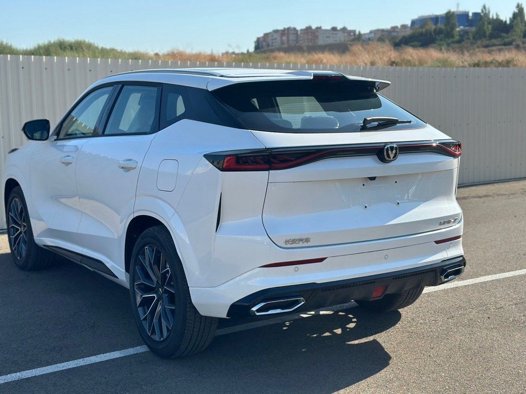 Changan Uni-Z, 1.5 L, 18.4 kWh, 2025 il, yeni — Avtomobillər, Bakı (5)