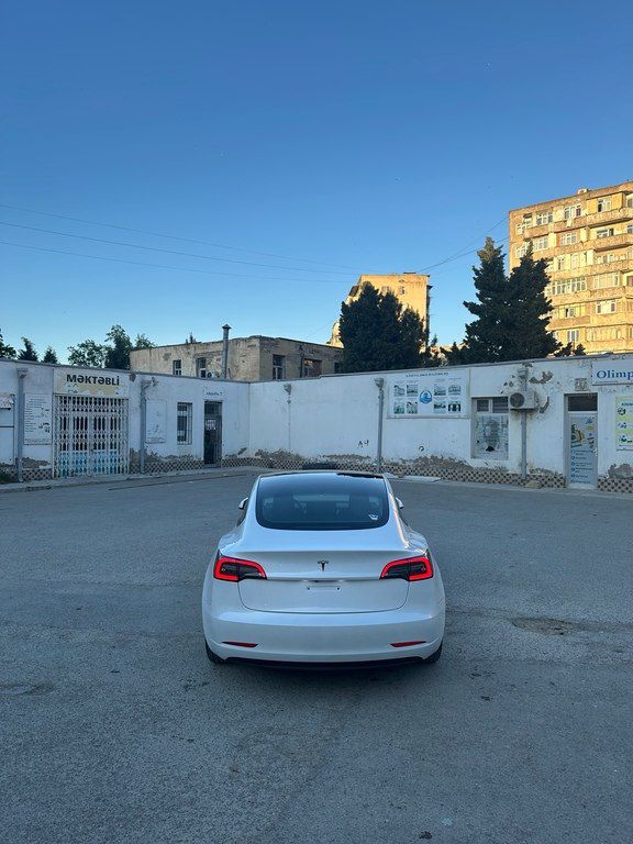 Tesla Model 3, 62 kWh, 2023 il, 22 000 km — Avtomobillər, Bakı (8)