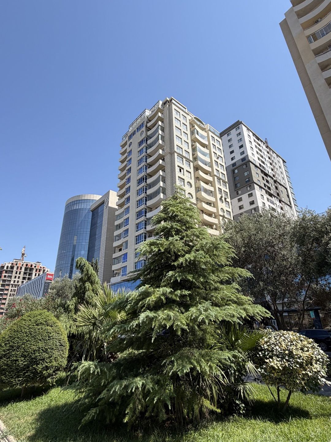 Satılır 3 otaqlı yeni tikili 123 m² — Mənzil, Bakı (2)