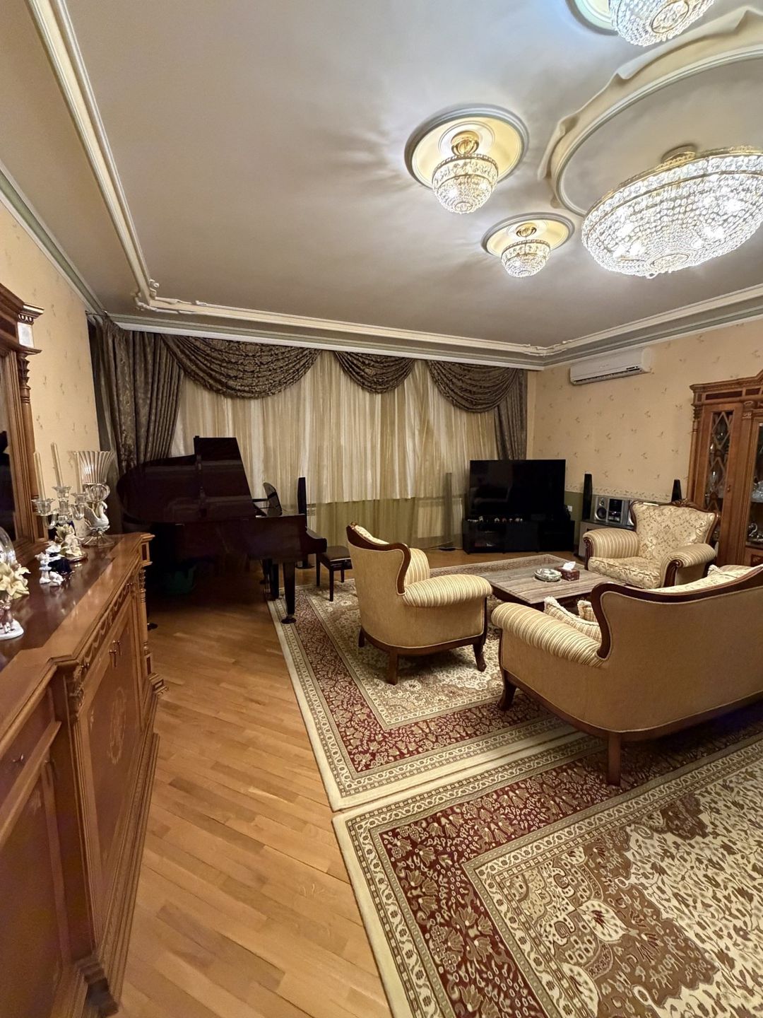 Satılır 4 otaqlı yeni tikili 150 m² — Mənzil, Bakı (2)