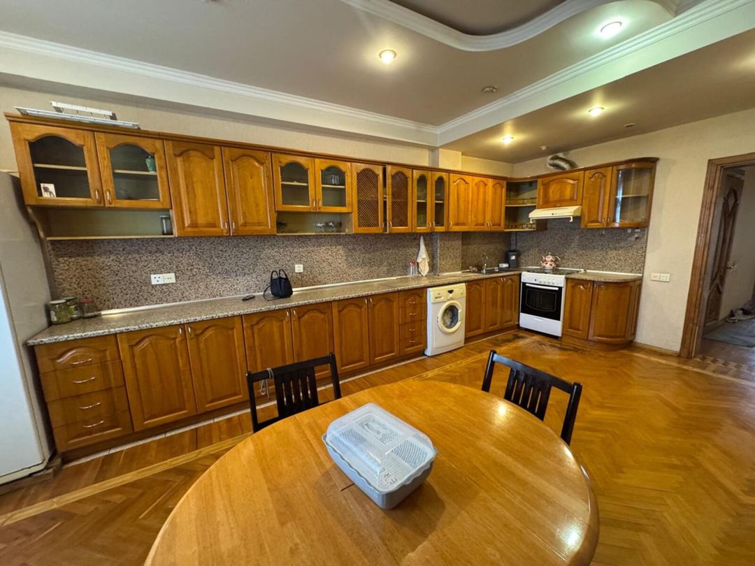 İcarəyə verilir 3 otaqlı yeni tikili 160 m² — Mənzil, Bakı (9)