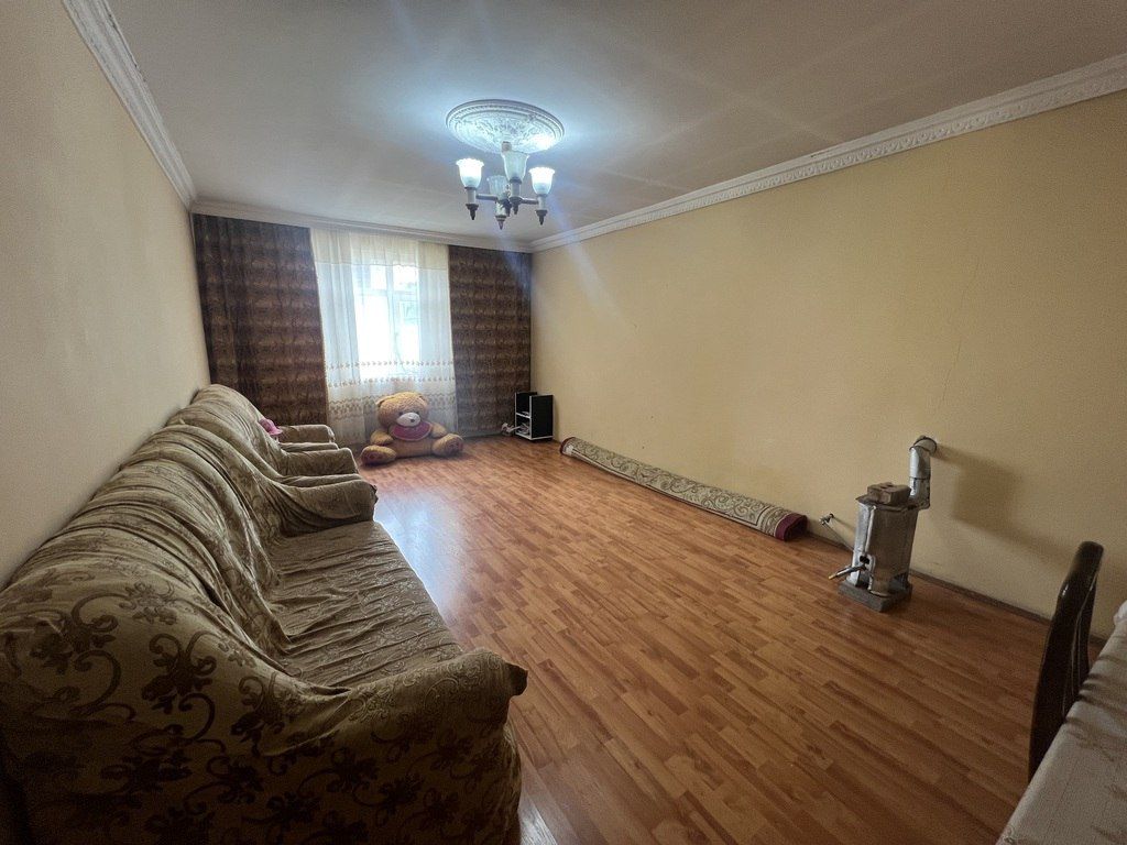 Satılır 7 otaqlı həyət evi/bağ evi 200 m² — Ev, villa, Bakı (5)
