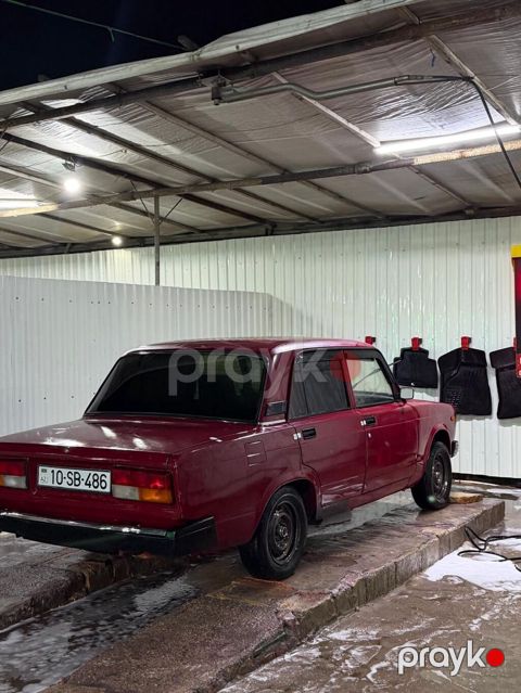 Aynur92 kod1004 qiymət: 4 000 AZN¹⁵⁰ vaz 2107 satılır İl: 1998 — Bakı