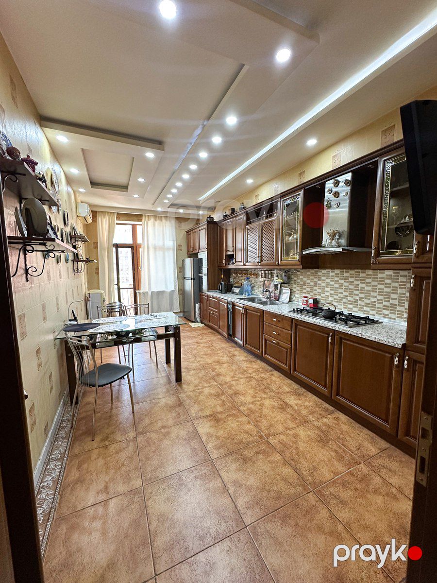 Satılır 3 otaqlı yeni tikili 175 m² — Mənzil, Bakı (8)