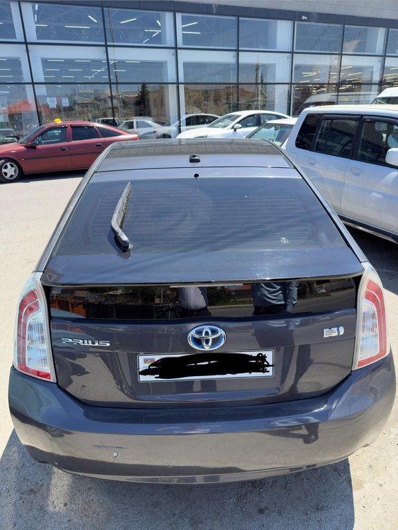 Toyota Prius, 1.8 L, 1.3 kWh, 2013 il, 643 738 km — Avtomobillər, Bakı (5)