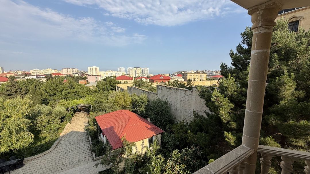 Satılır 11 otaqlı həyət evi/bağ evi 700 m² — Ev, villa, Bakı (2)
