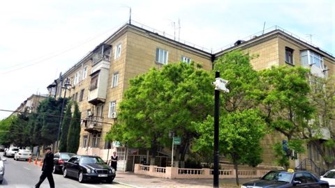 Satılır 2 otaqlı köhnə tikili 50 m² — Bakı