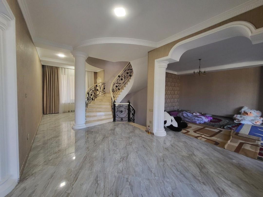İcarəyə verilir 7 otaqlı həyət evi/bağ evi 550 m² — Ev, villa, Bakı (10)
