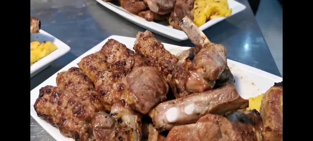 Manqal kabab çeşidləri – qözəl ət və tərəvəzlər Manqalda — Mangal və aksesuarları, Bakı (2)