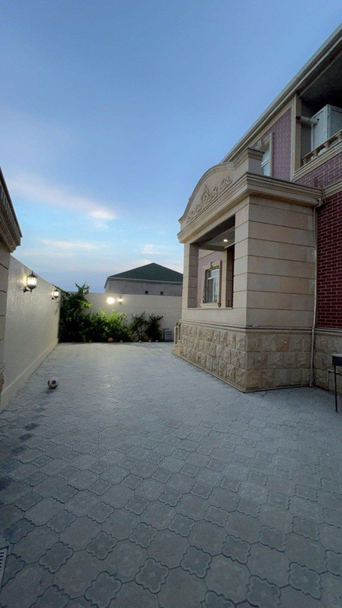 Satılır 5 otaqlı həyət evi/bağ evi 200 m² — Ev, villa, Bakı (2)