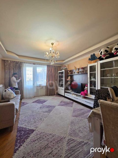Satılır 3 otaqlı köhnə tikili 80 m²