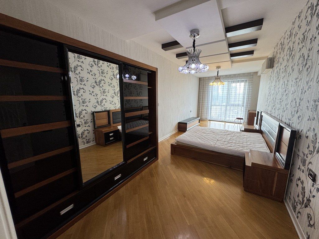 İcarəyə verilir 5 otaqlı yeni tikili 270 m² — Mənzil, Bakı (11)
