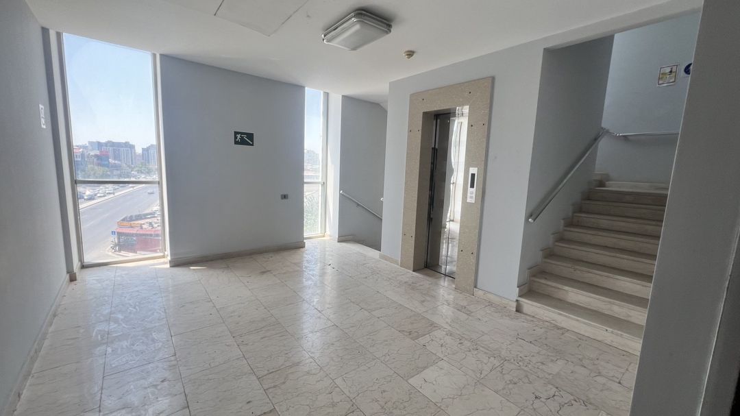 İcarəyə verilir 20 otaqlı yeni tikili 1200 m² — Mənzil, Bakı (5)