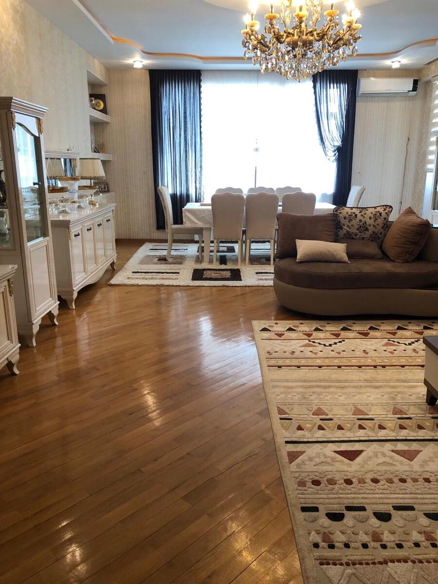 Satılır 4 otaqlı yeni tikili 200 m² — Mənzil, Bakı (3)