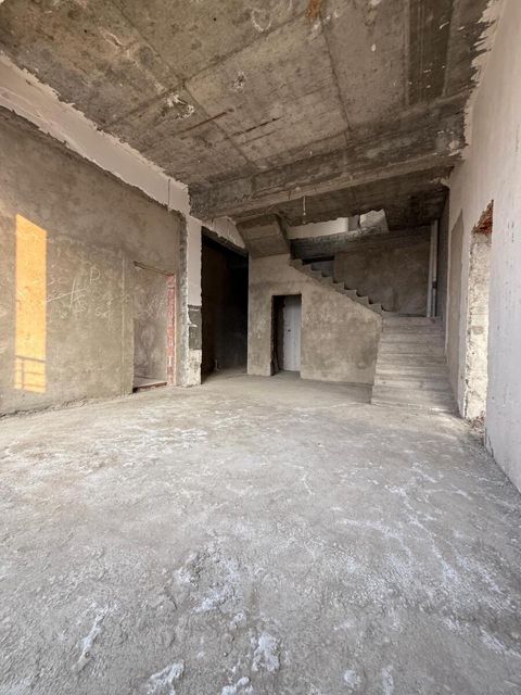 Satılır 4 otaqlı yeni tikili 209 m² — Bakı