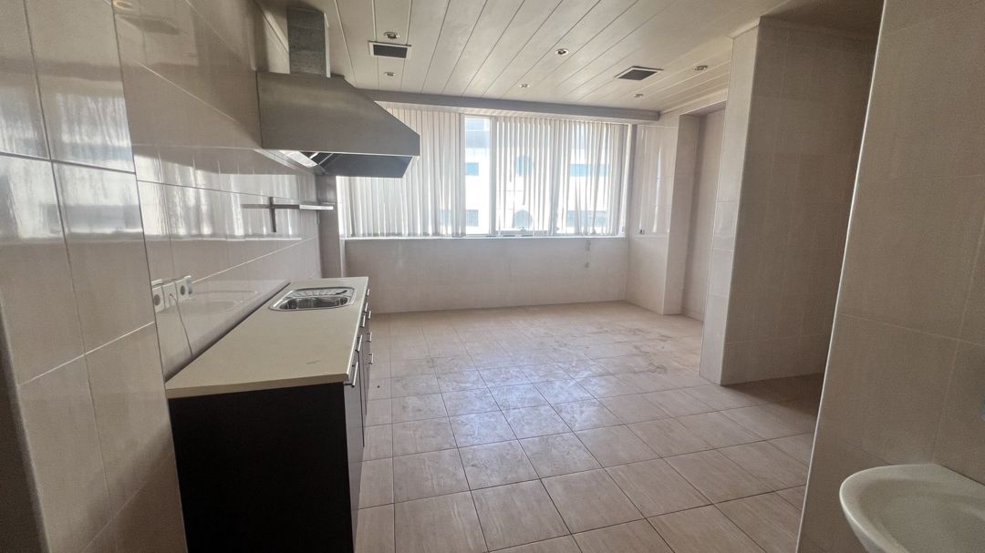 İcarəyə verilir 20 otaqlı yeni tikili 1200 m² — Mənzil, Bakı (9)