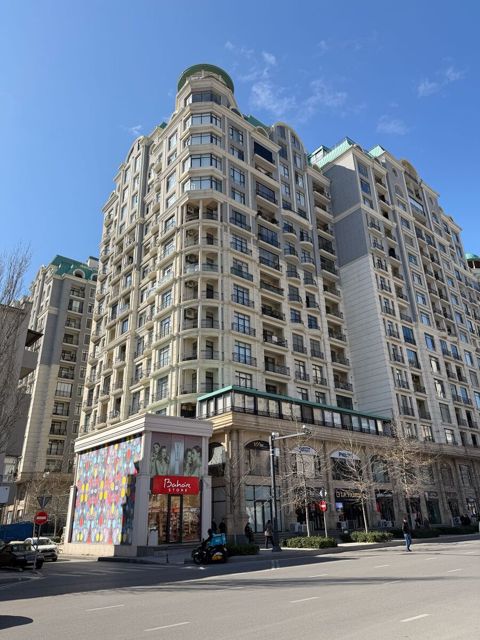 Satılır 3 otaqlı yeni tikili 103 m² — Bakı