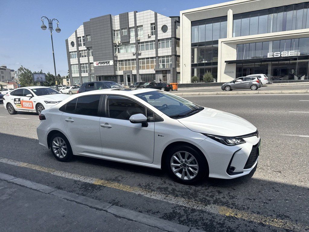 Toyota Corolla, 1.8 L, 0.85 kWh, 2024 il, 37 000 km — Avtomobillər, Bakı (2)