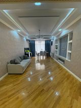 İcarəyə verilir 4 otaqlı yeni tikili 159 m² — Məhəmməd bəy