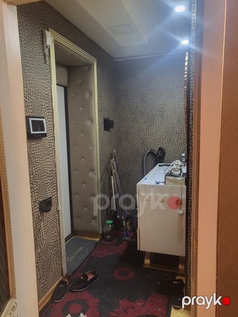 Satılır 2 otaqlı köhnə tikili 41 m²