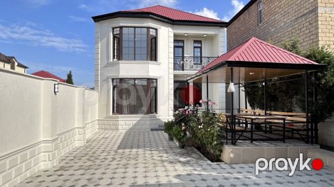 Satılır 5 otaqlı həyət evi/bağ evi 200 m²