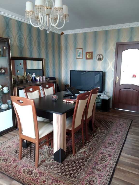 Satılır 5 otaqlı köhnə tikili 145 m² — Mənzil, Bakı