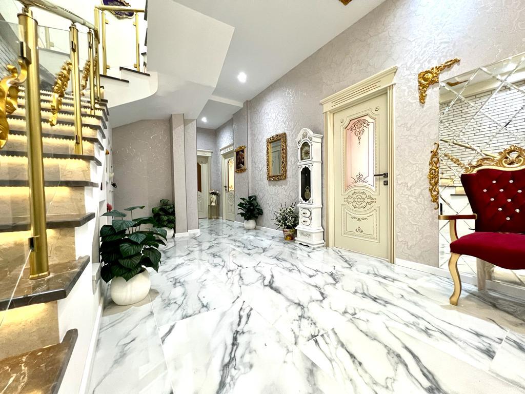 Satılır 6 otaqlı yeni tikili 360 m² — Mənzil, Bakı (12)
