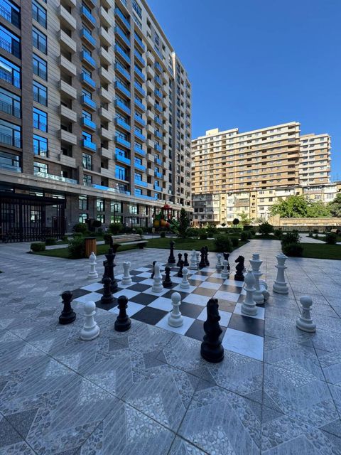 Satılır 2 otaqlı yeni tikili 83 m² — Bakı