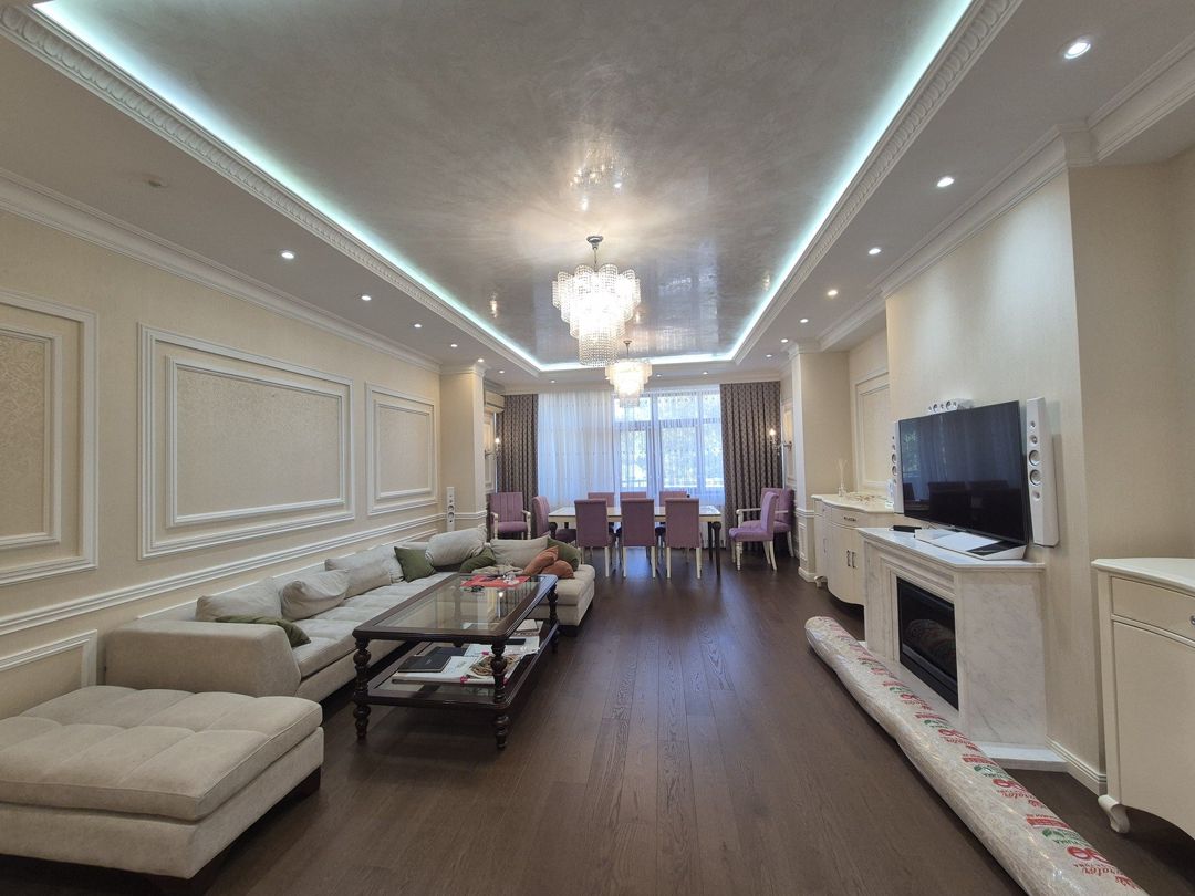 Satılır 4 otaqlı yeni tikili 242 m² — Mənzil, Bakı