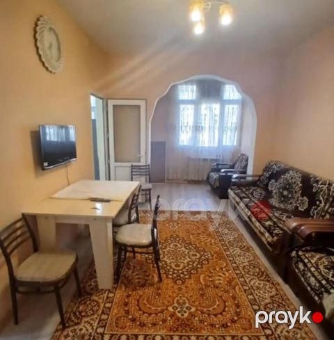 20 yanvar metrosuna yaxin 2 otaq bina evi ewyali kiraye verilir Aileye