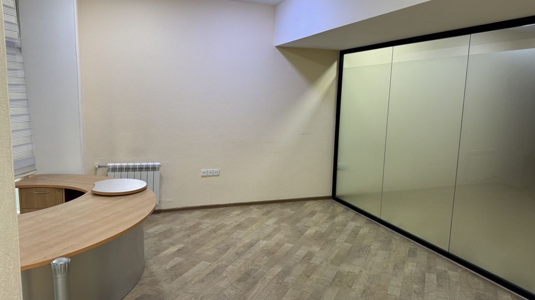 İcarəyə verilir 4 otaqlı ofis 90 m² — Ofis, Bakı (11)