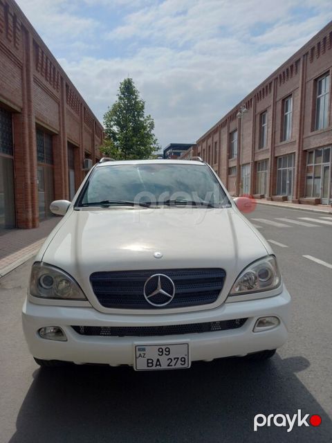 Mercedes ML 350, 3.7 L, 2003 il, 186 877 km