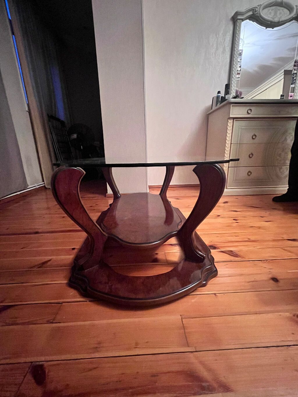 Oval masa, Açılmayan, Təkərsiz, Şüşə, Zəmanətsiz — Mebel, Bakı (2)