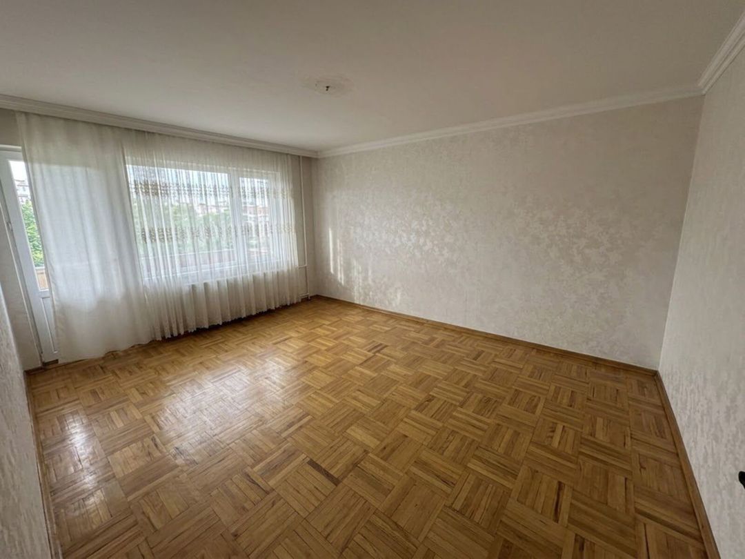 Satılır 4 otaqlı köhnə tikili 115 m² — Mənzil, Bakı (5)