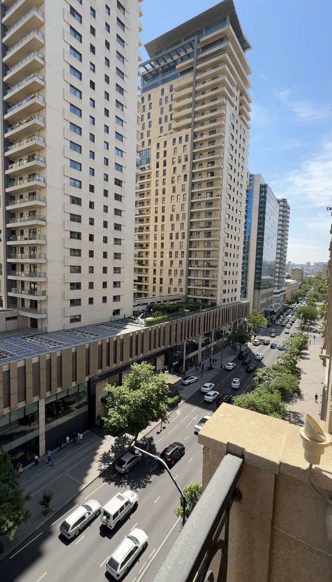 Satılır 3 otaqlı yeni tikili 202 m² — Mənzil, Bakı (8)