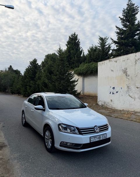 Volkswagen Passat, 1.8 L, 2015 il, 120 000 km — Bakı