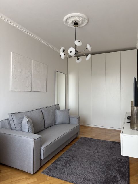 Satılır 4 otaqlı köhnə tikili 100 m² — Bakı
