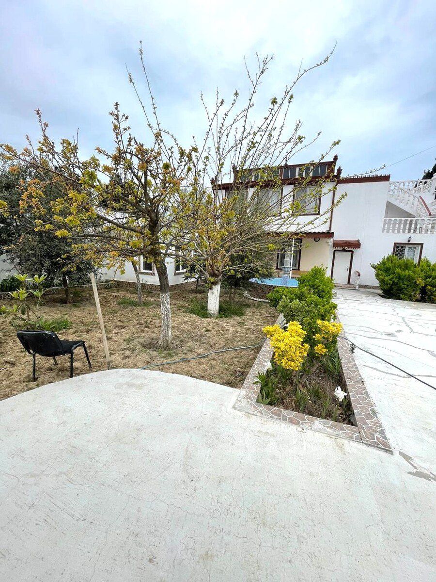 Satılır 4 otaqlı həyət evi/bağ evi 240 m² — Ev, villa, Bakı (8)