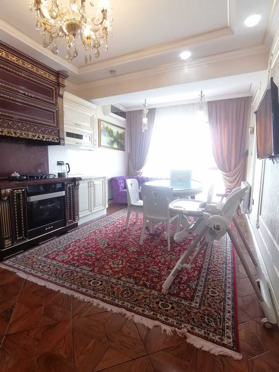 Satılır 4 otaqlı yeni tikili 185 m² — Mənzil, Bakı (12)