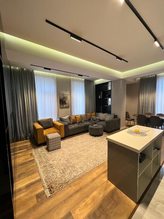 İcarəyə verilir 4 otaqlı yeni tikili 180 m² — Mənzil, Bakı
