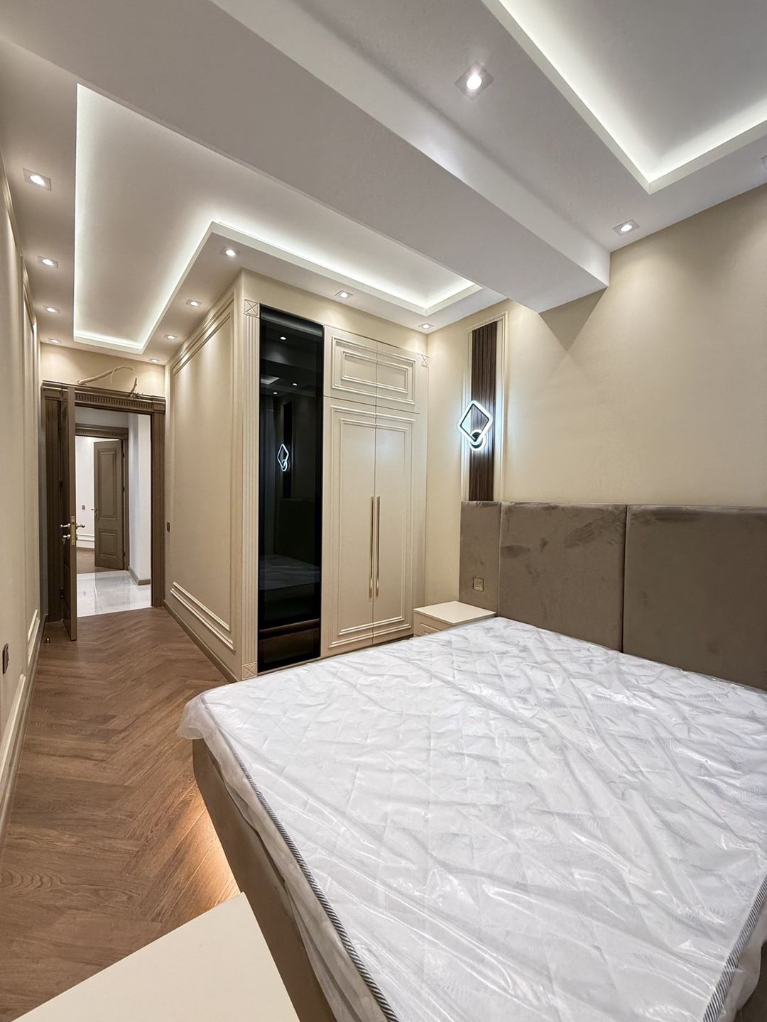 İcarəyə verilir 4 otaqlı yeni tikili 140 m² — Mənzil, Bakı (9)