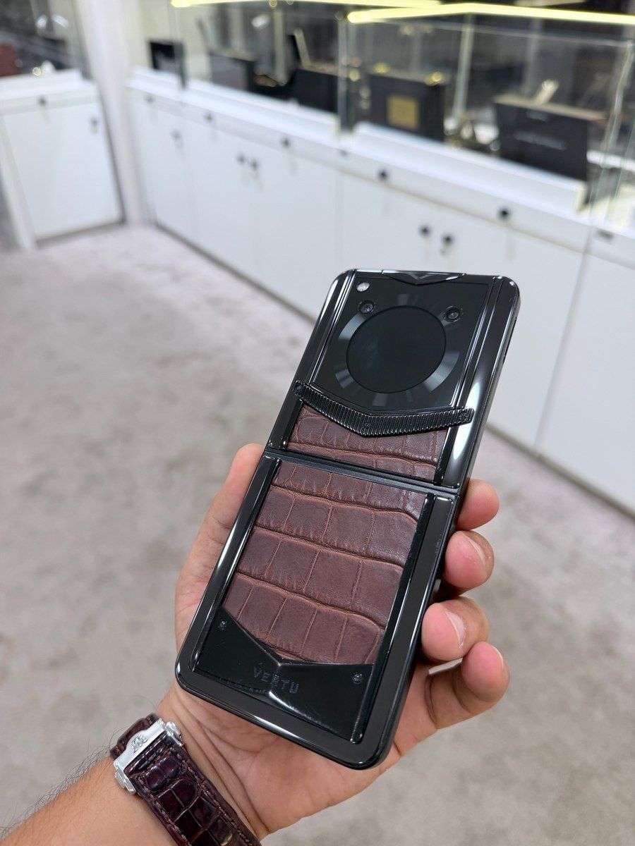 Vertu Ironflip Alligator Skin Amber Brown 512GB/12GB — Smartfonlar, Bakı (6)