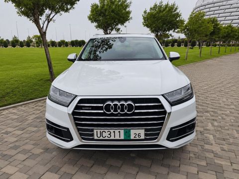 Audi Q7, 2.0 L, 2018 il, 182 000 km — Bakı