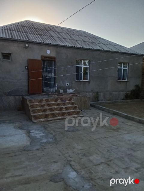 3 otaqlı, 120 kv. m