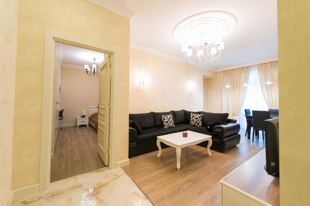 İcarəyə verilir 3 otaqlı yeni tikili 118 m² — Mənzil, Bakı (7)