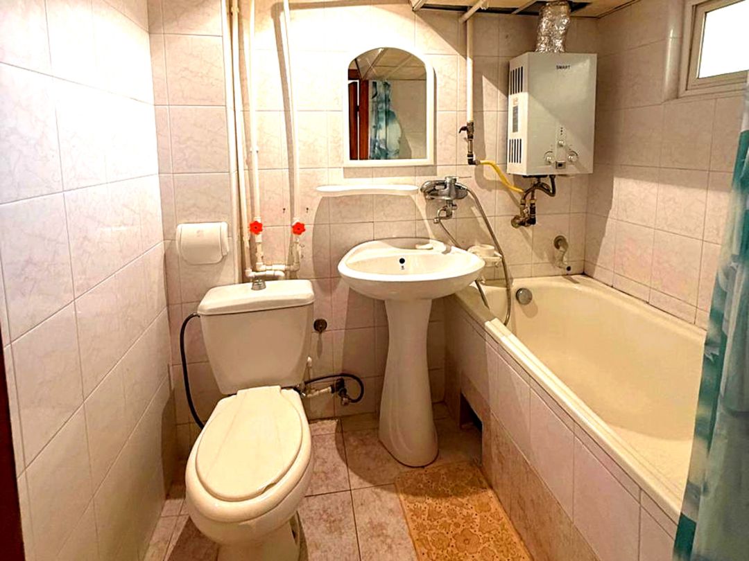 İcarəyə verilir 2 otaqlı köhnə tikili 45 m² — Mənzil, Bakı (12)