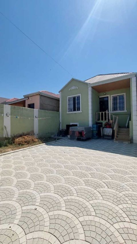 Satılır 3 otaqlı həyət evi/bağ evi 85 m² — Bakı
