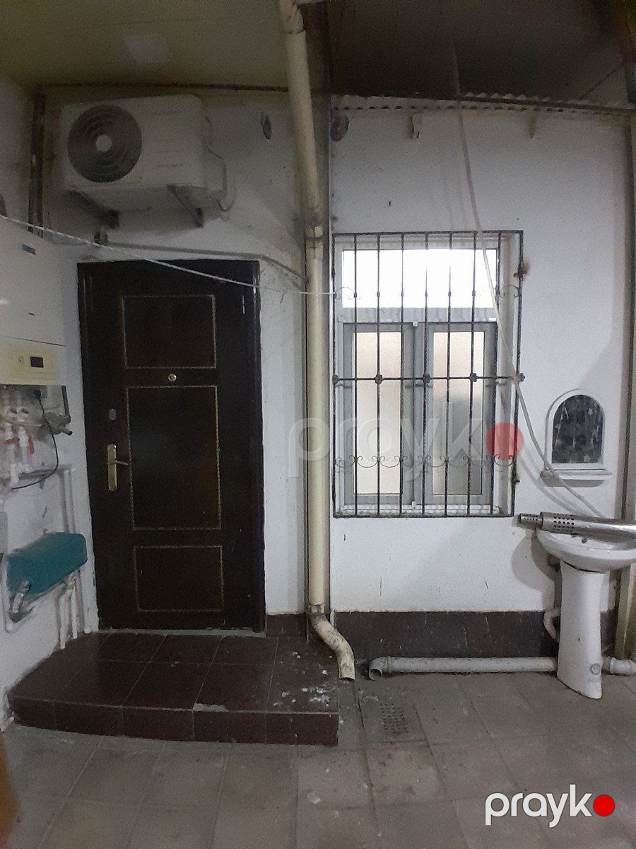 Satılır 2 otaqlı köhnə tikili 35 m² — Mənzil, Bakı (2)